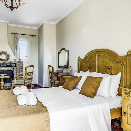 Sleeps 14 Pool Air Con Wifi * Kassiopi